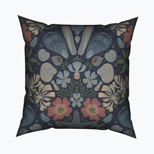 Scandinavian Beach Flora Damask